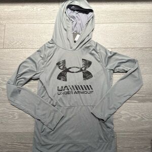 NWT Under Armour Boys YLG Shirt